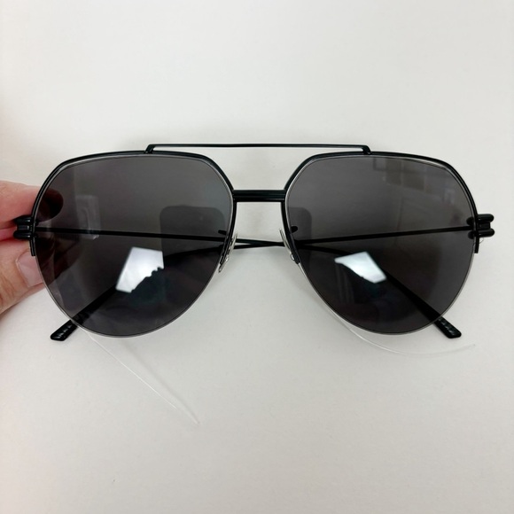 FLAW Bottega Veneta Metal Double Bridge Pilot in Shiny Black & Grey main image 12